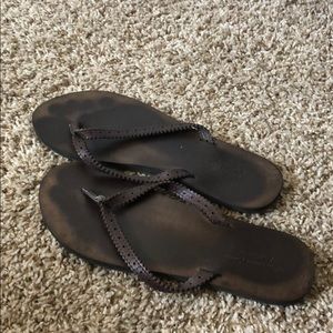 American Eagle sandals